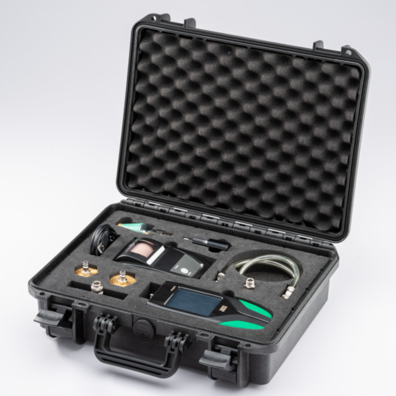 Manometer for test on gas pipelines